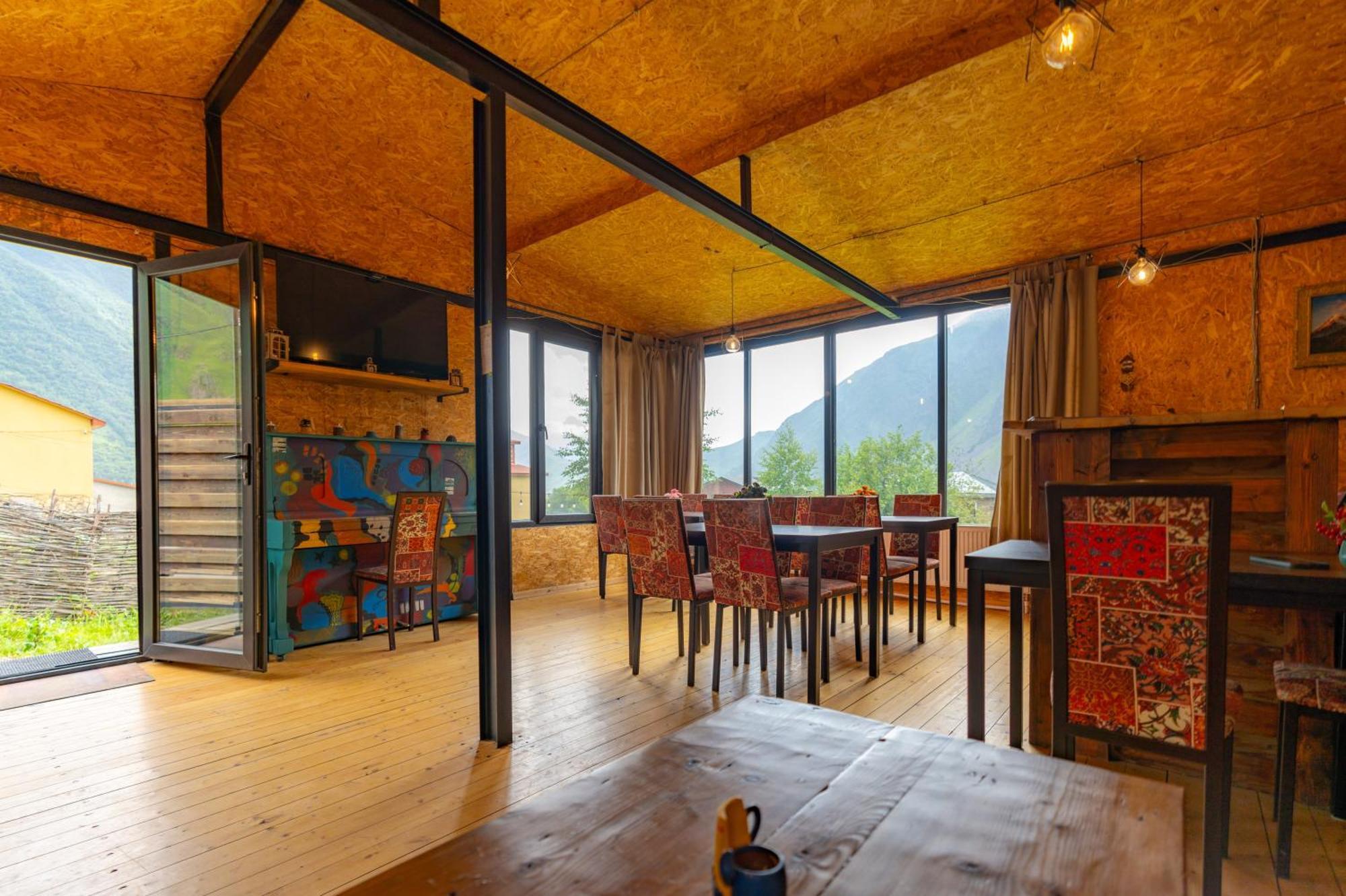 Kazbegi Cottages Esterno foto