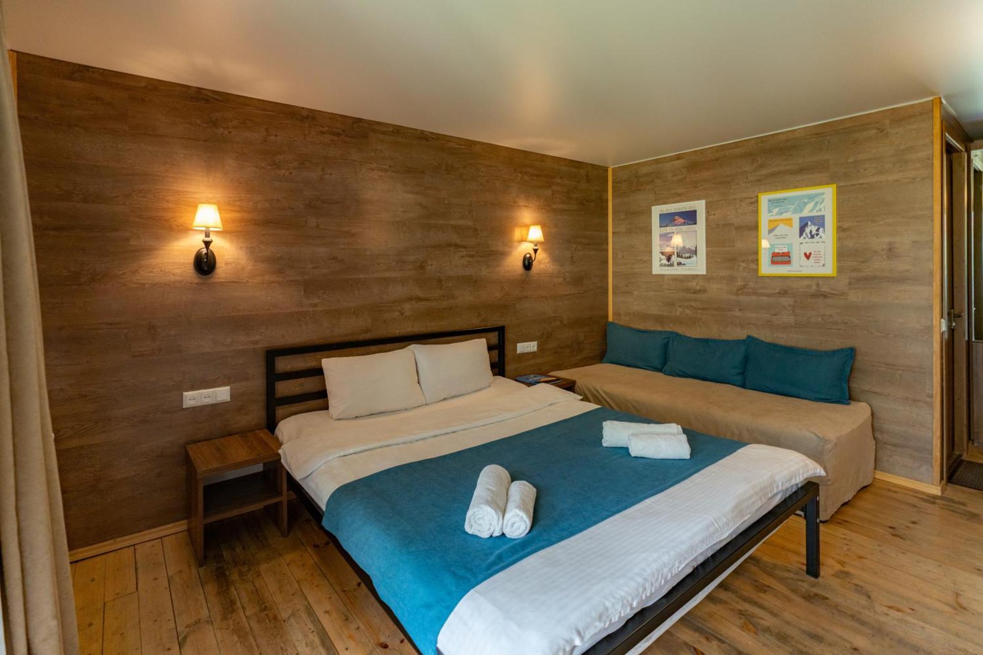 Kazbegi Cottages Esterno foto